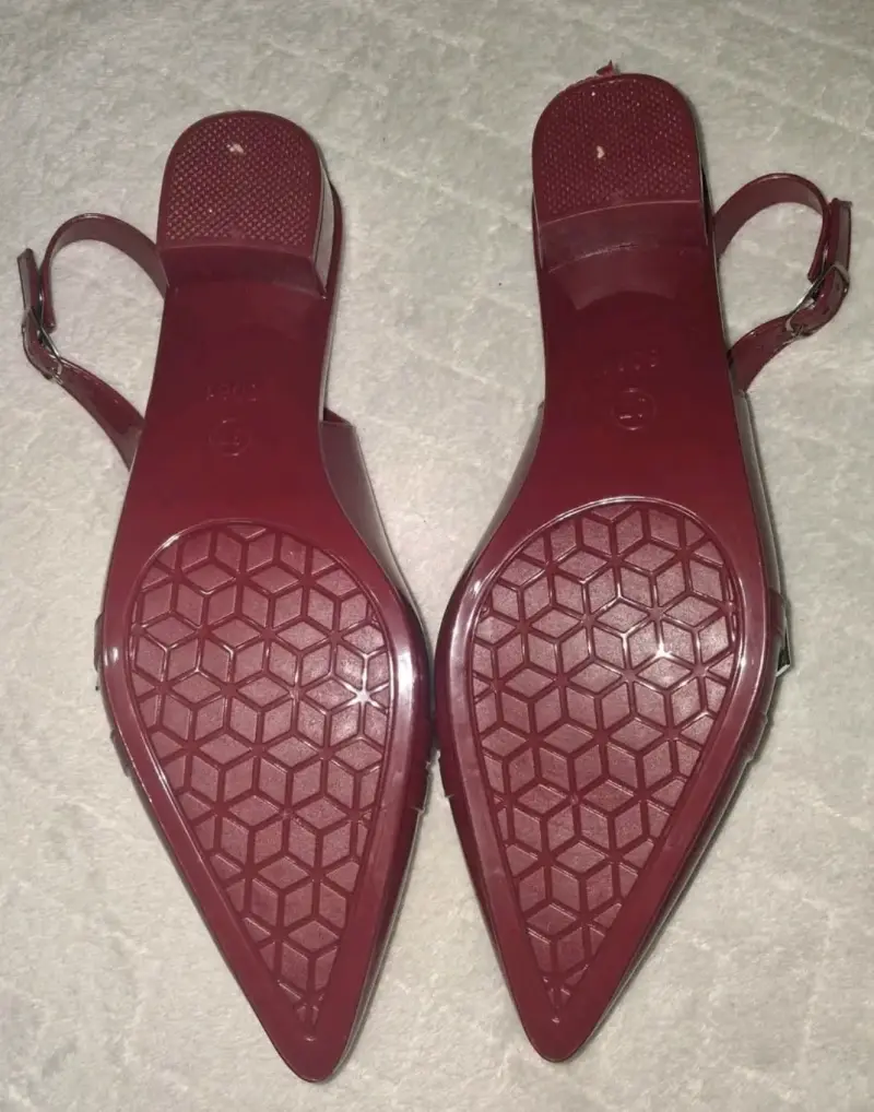 Zapatos de mujer rojos con hebilla - 2