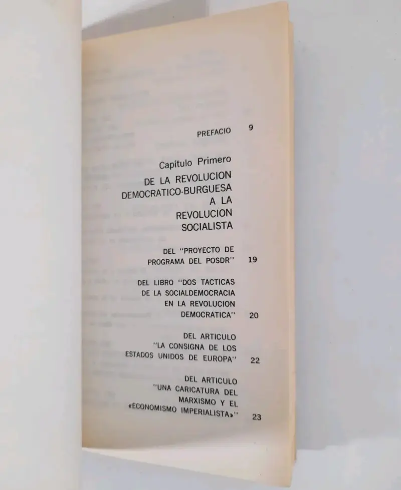 Lenin en Octubre - - 2