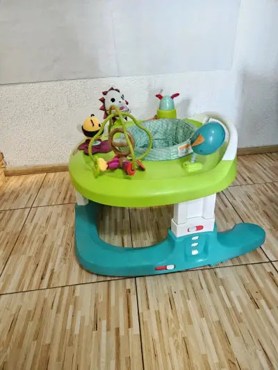 Centro de actividades para bebé con juguetes - miniatura 1
