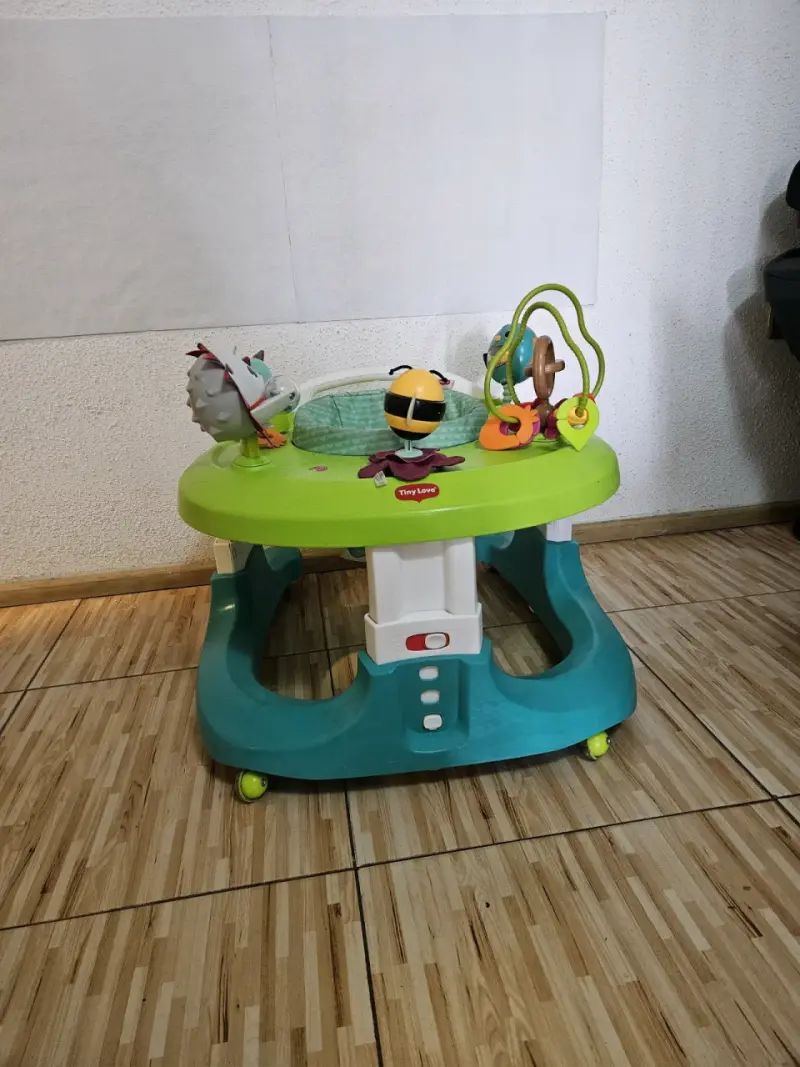 Centro de actividades para bebé con juguetes - 6