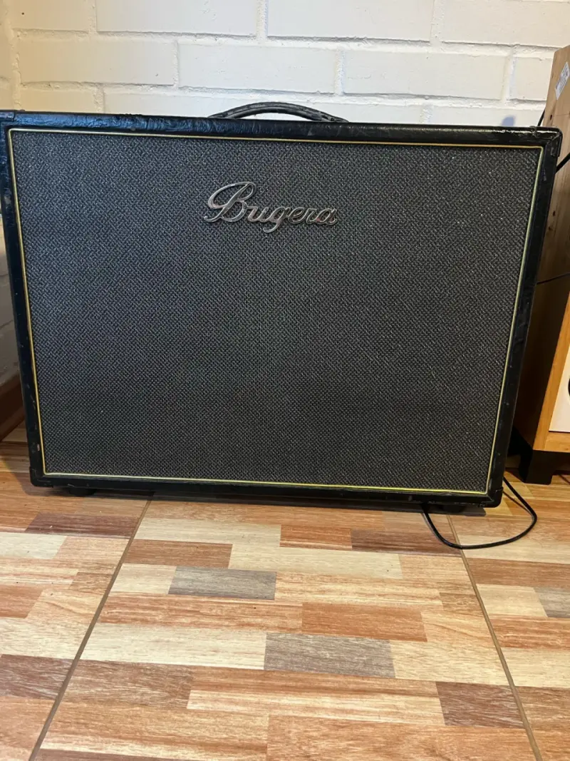 Amplificador Bugera estéreo para guitarra - 1