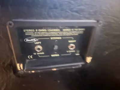 Amplificador Bugera estéreo para guitarra - miniatura 2