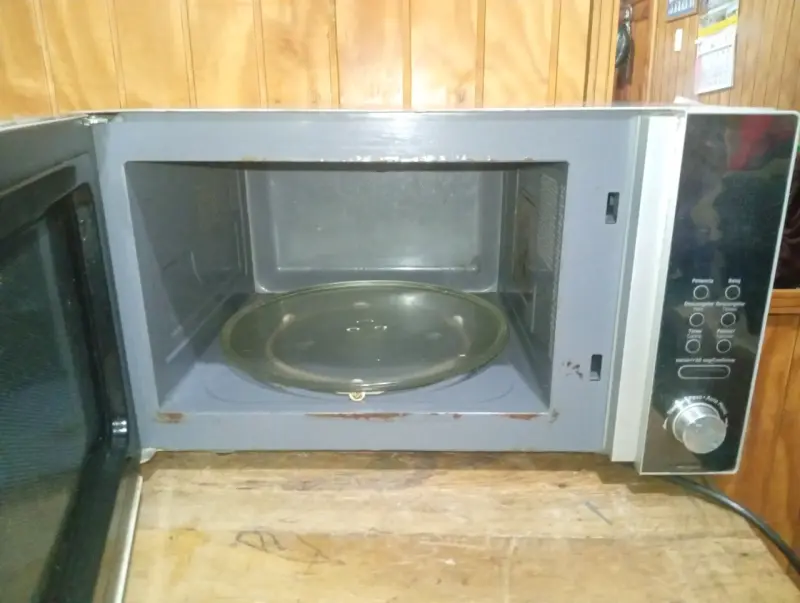 Microondas Midea con Funciones Avanzadas - 2