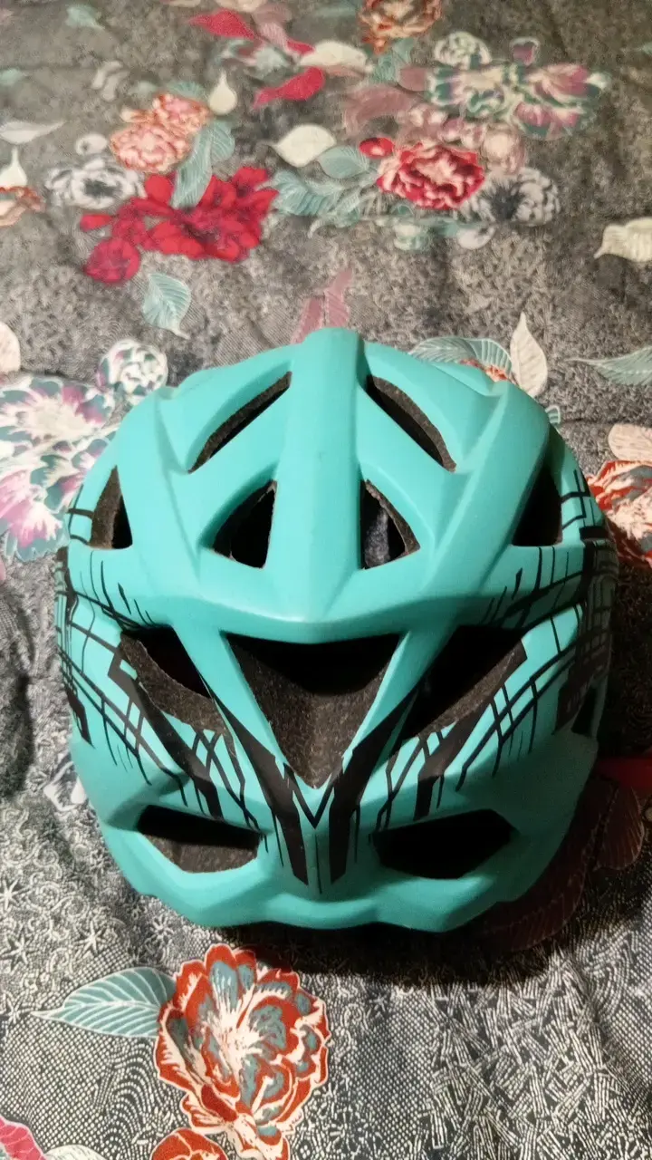 Casco de bicicleta Power Bike verde con diseño - 3