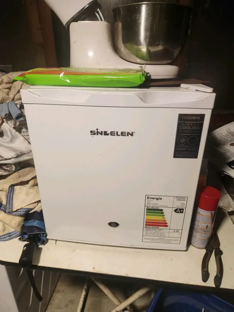 Frigobar Sindelen con tecnología de enfriamiento - 2
