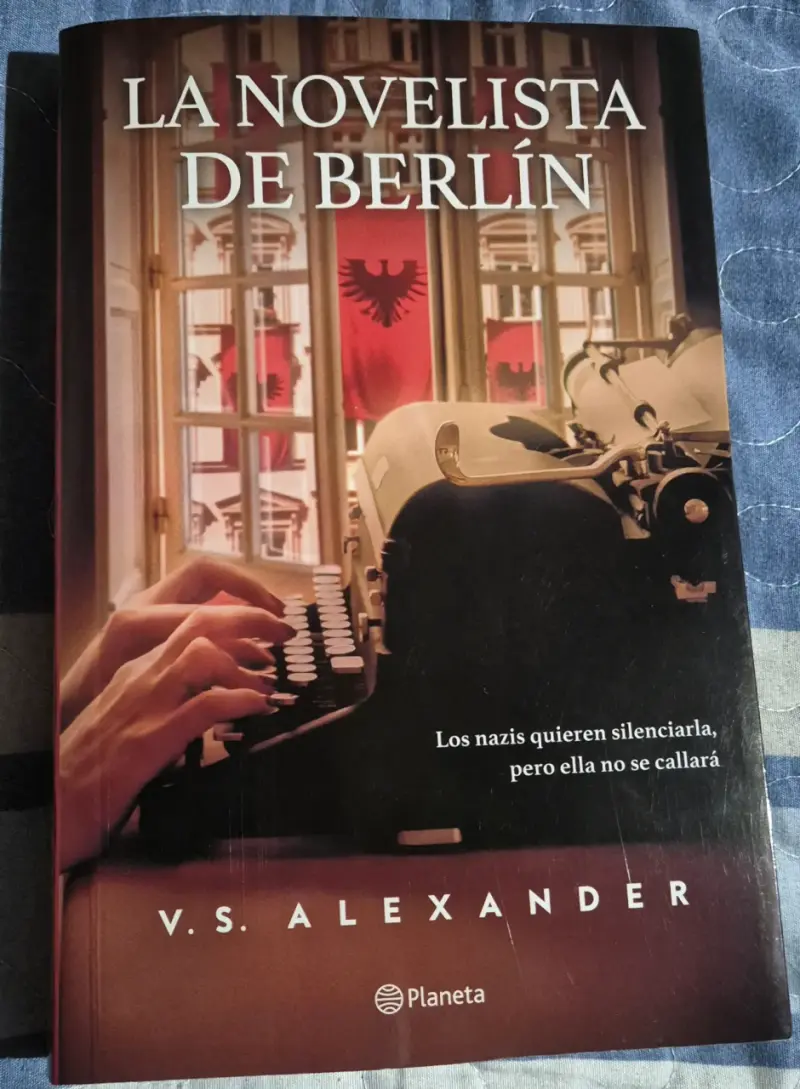 Libro 'La Novelista de Berlín' de V.S. Alexander