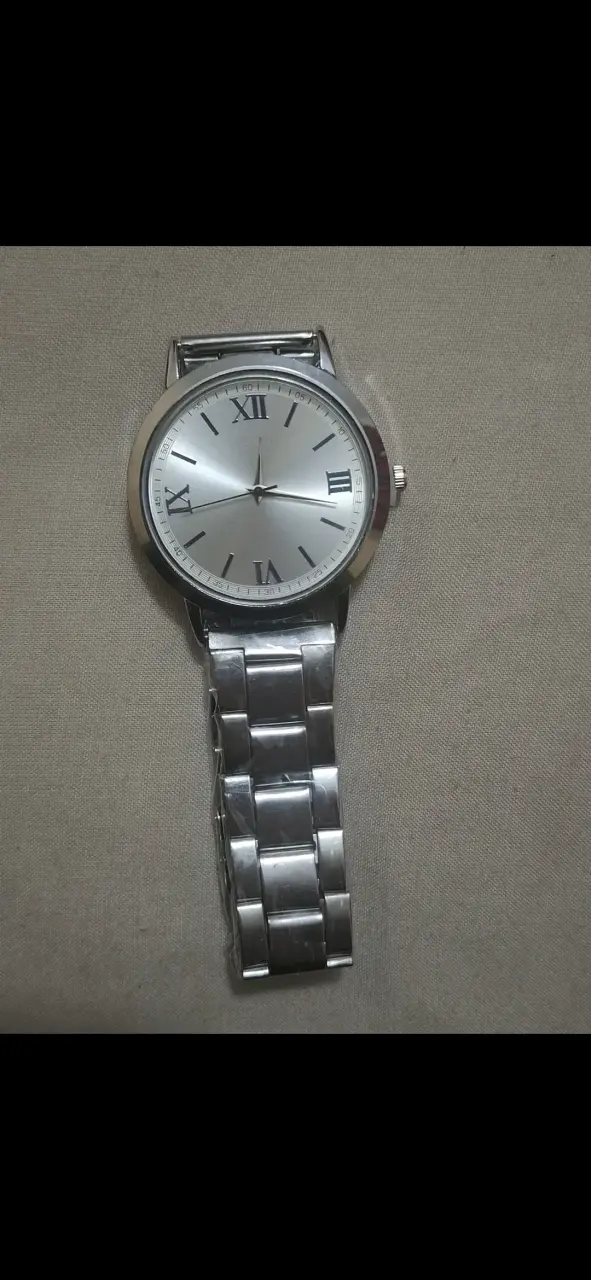 Reloj de pulsera metálico clásico - 2