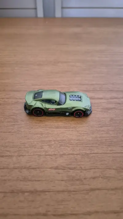 Auto Hotwheels - miniatura 4