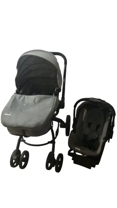 Coche Travel System Infanti gris con silla de auto - miniatura 1