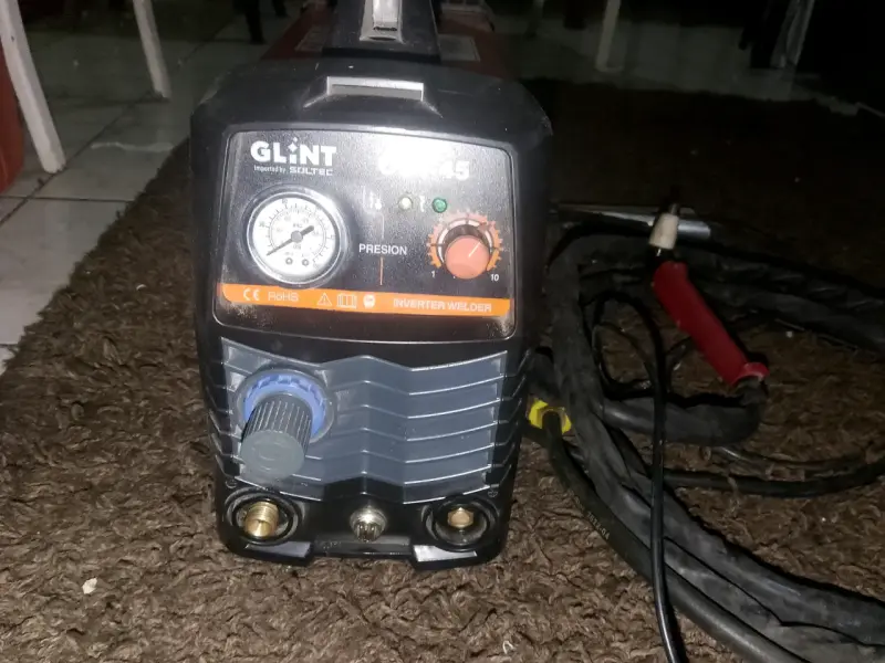 Cortadora de plasma Glint CUT-45 con cables - 1