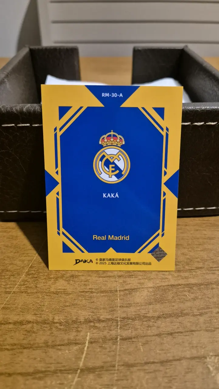 Tarjeta coleccionable de fútbol Kaká Real Madrid - 2