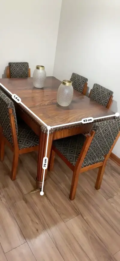 Juego de comedor de madera con 6 sillas - miniatura 1