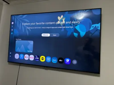 Televisor Samsung Smart TV 55 pulgadas UHD - miniatura 2