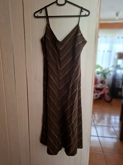 Vestido largo estampado vintage en tonos azules y beige - miniatura 3