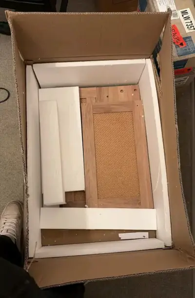 Mueble de baño con lavabo de cerámica - miniatura 2