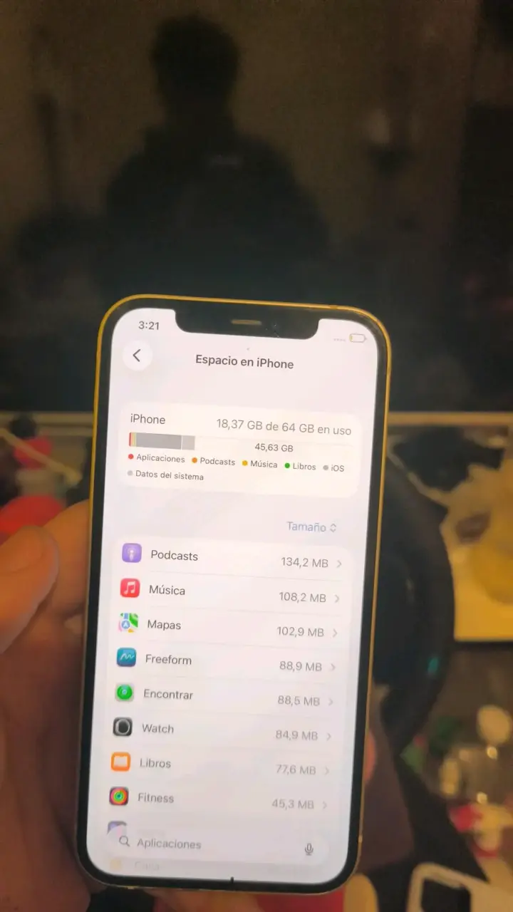 iPhone 12 de 64GB en buen estado - 3