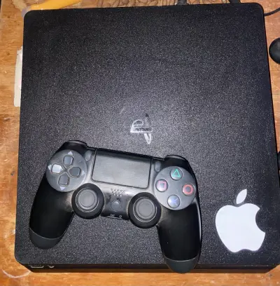Consola PlayStation 4 con control alternativo - miniatura 1