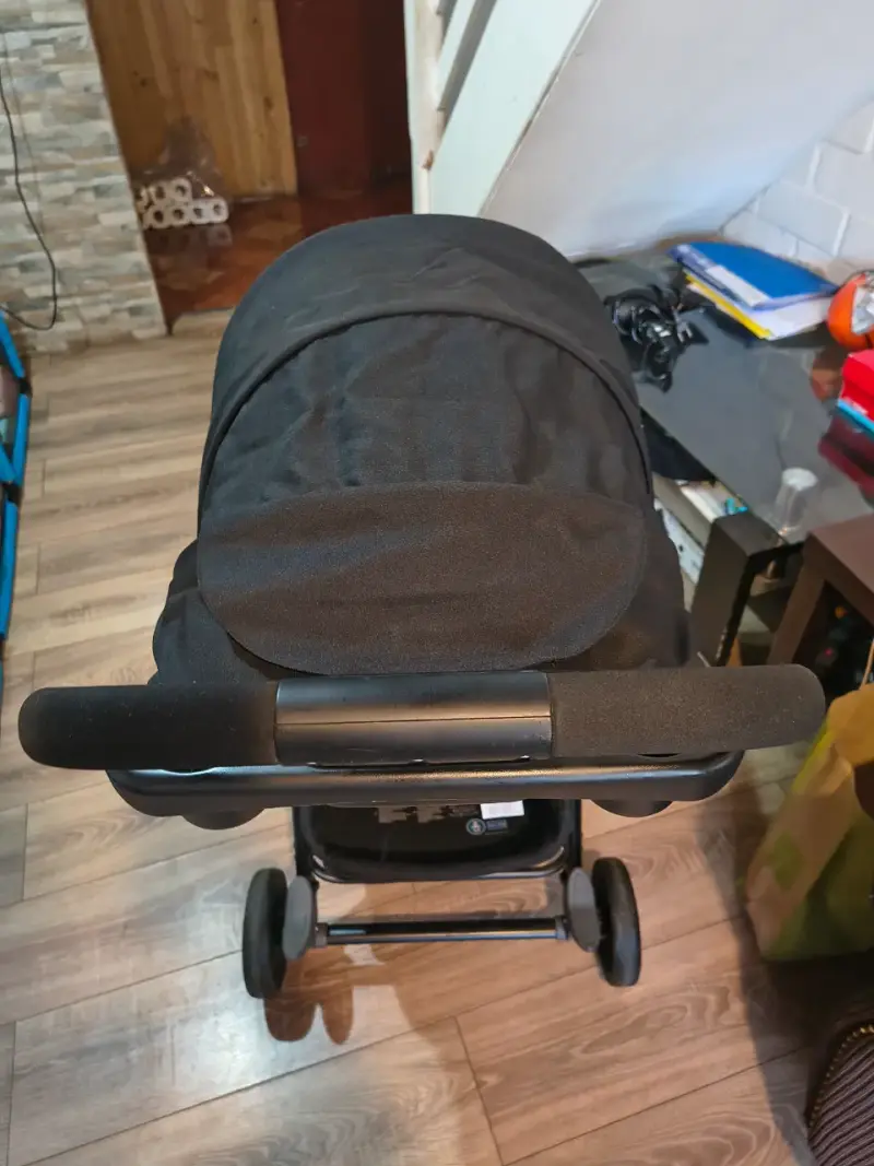 Coche de bebé Joie negro con silla de auto - 4