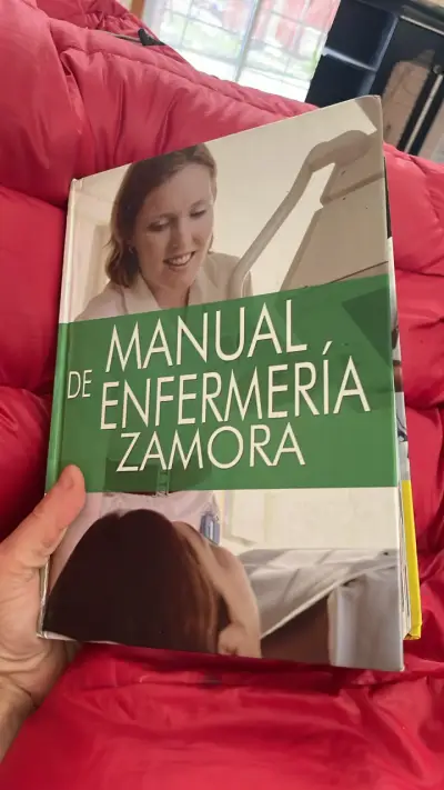 Manual de Enfermería Zamora en buen estado - miniatura 1