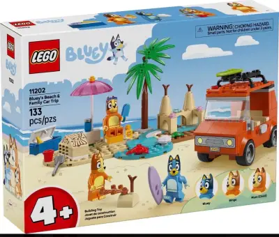 Set de construcción LEGO Bluey Playa y Auto Familiar - miniatura 1