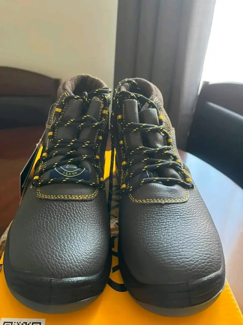 Botas de Seguridad Nazca Negras con Cordones - 2