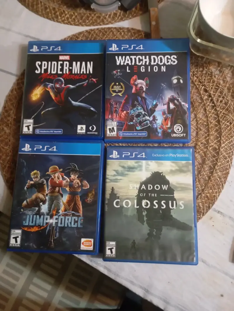 Colección, tres Juegos PS4