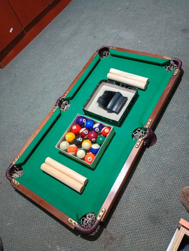 Mini Mesa de pool con bolas - 2