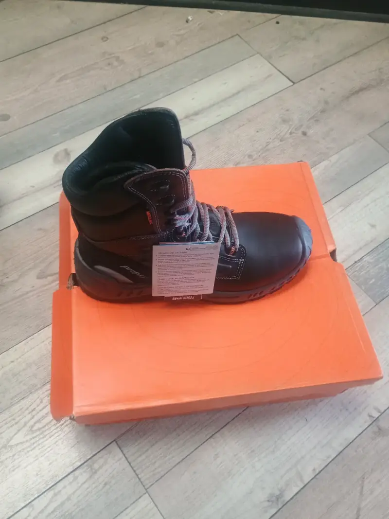Botas de seguridad Trek marrones con caja - 1
