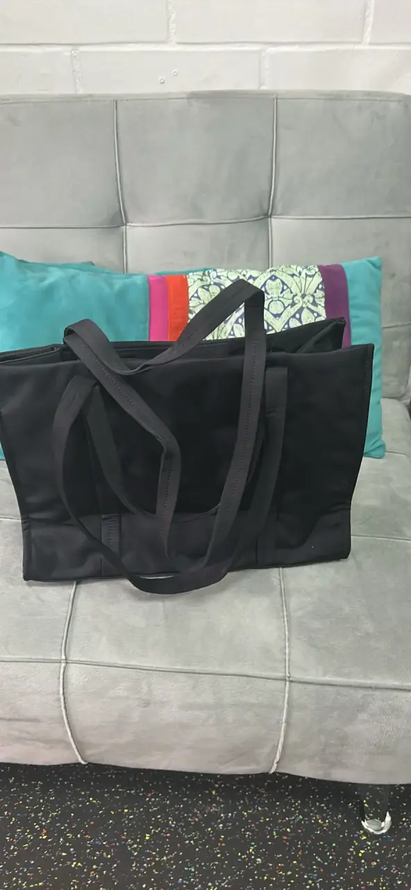 Bolso negro grande Bimba y Lola - 2