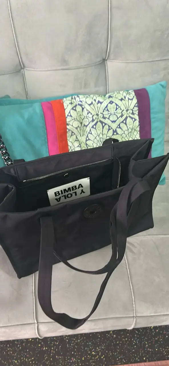 Bolso negro grande Bimba y Lola - 3