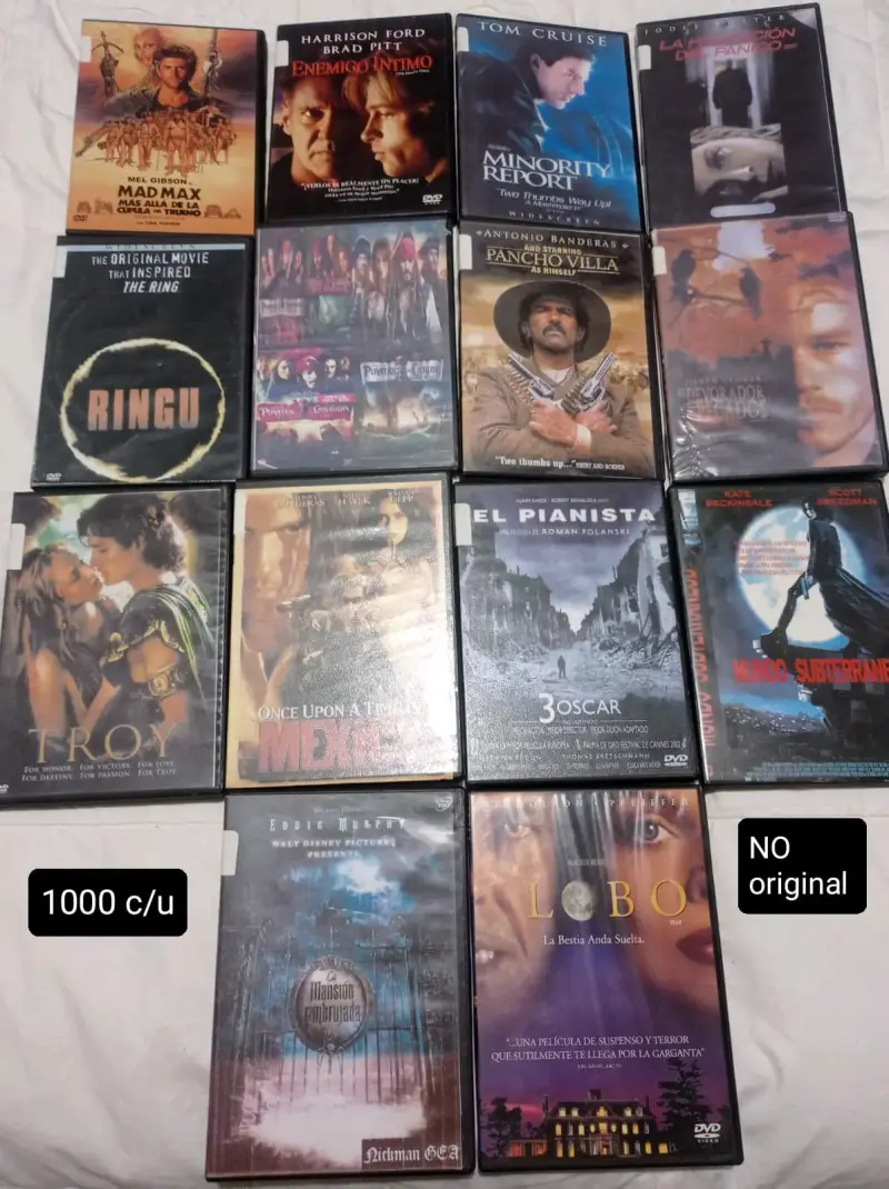Colección de DVDs de películas variadas - 4