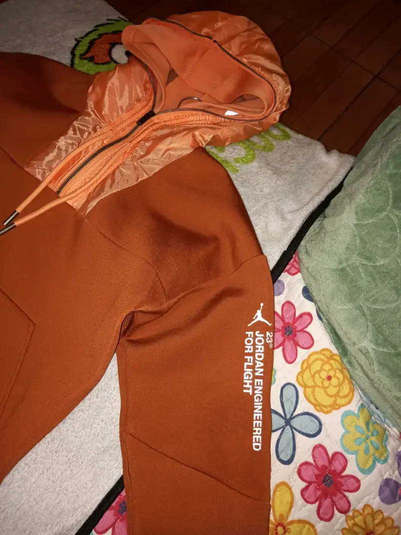 Polerón Jordan Engineered talla S - 3