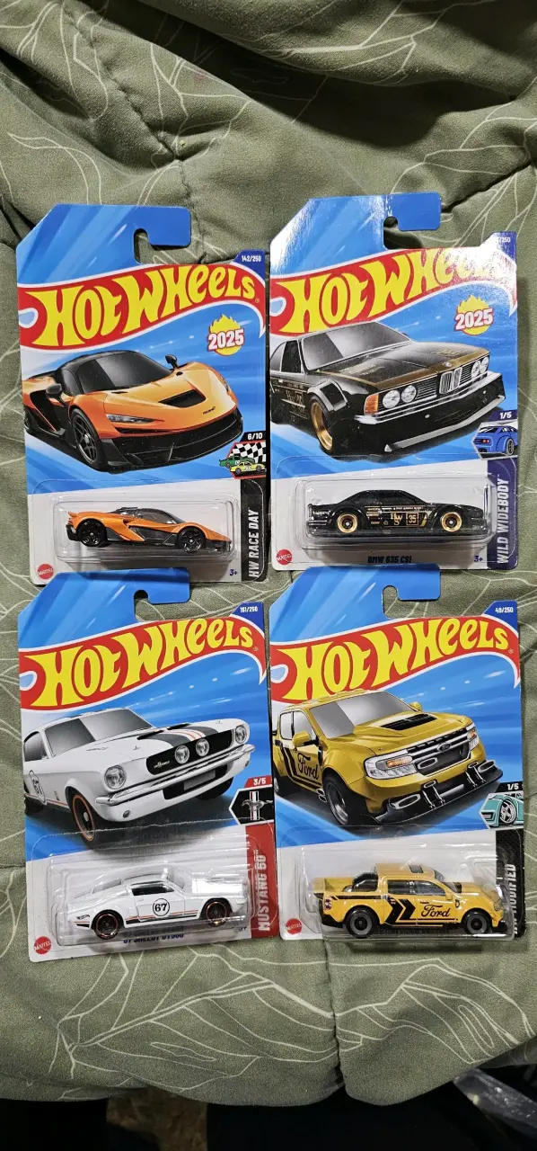 Set de Autos Hot Wheels Coleccionables - 5