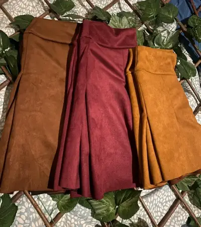 Falda shorts de gamuza - miniatura 2
