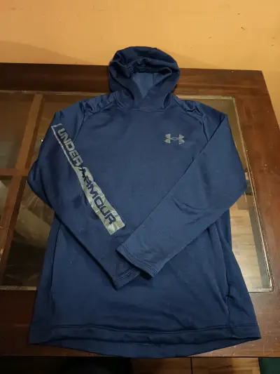 Polerón con capucha Under Armour azul talla M - miniatura 1