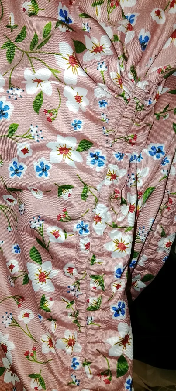 Vestido largo con diseño floral y manga larga - 5