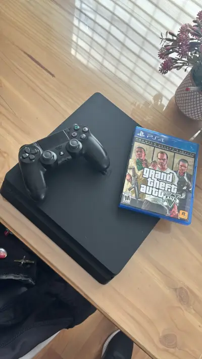 PS4 Slim 500GB + GTAV - miniatura 1