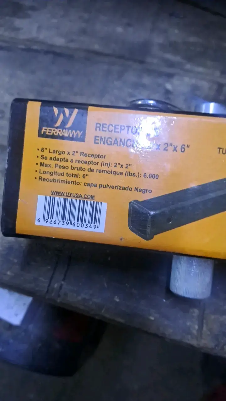 Receptor de Enganche Ferrawy 2"x6" Negro - 2