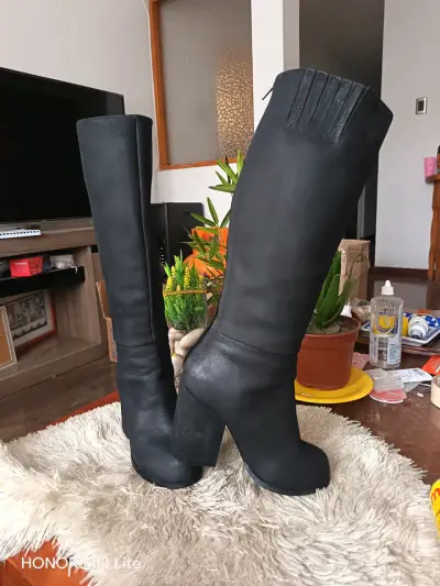 Botas Negras de Cuero con Tacón Alto - miniatura 5