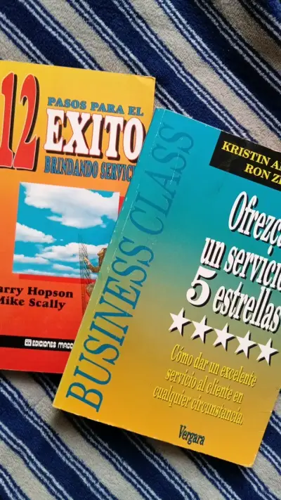 Libros de Negocios y Servicio al Cliente - miniatura 1