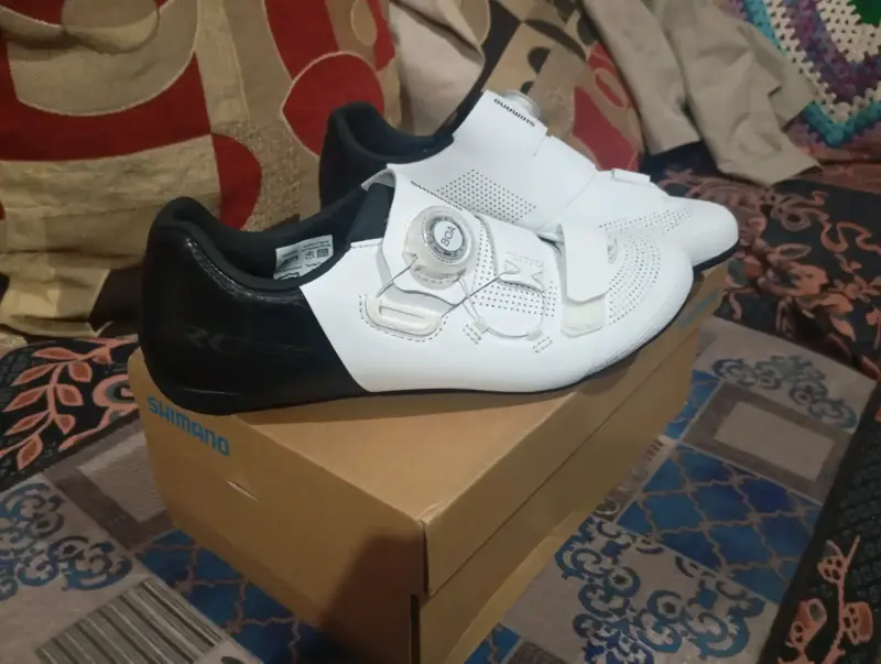 Zapatillas de Ciclismo Shimano RC5 Talla 40 - 1