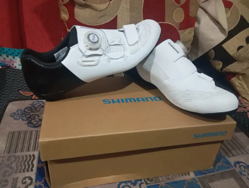 Zapatillas de Ciclismo Shimano RC5 Talla 40 - 2