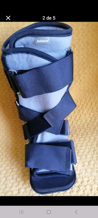 Bota ortopédica ajustable para recuperación - miniatura 2