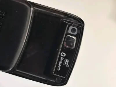 Samsung SGH-E250 - miniatura 3