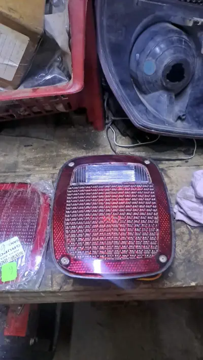 Farol trasero americano - miniatura 1