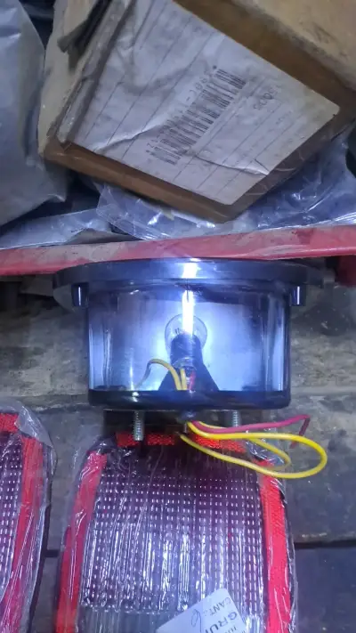 Farol trasero americano - miniatura 4