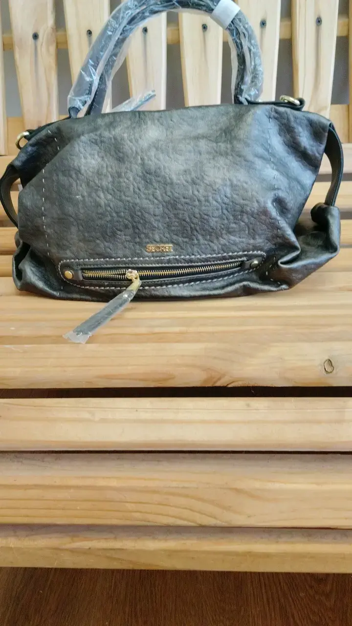 Bolso de mano negro Secret con cierre dorado - 3