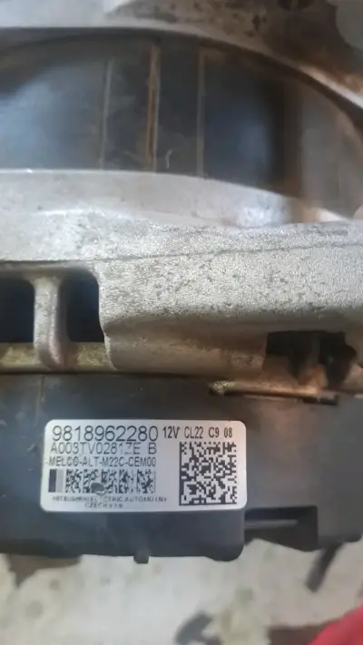 Alternador de auto 220A Peugeot y  Citroën - miniatura 5