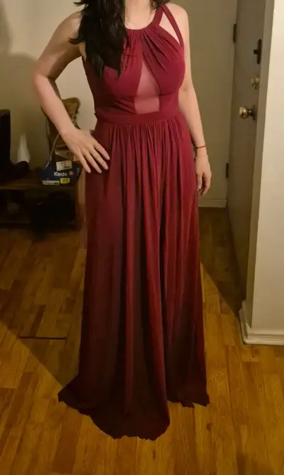 Vestido largo burdeos con espalda cruzada - miniatura 2