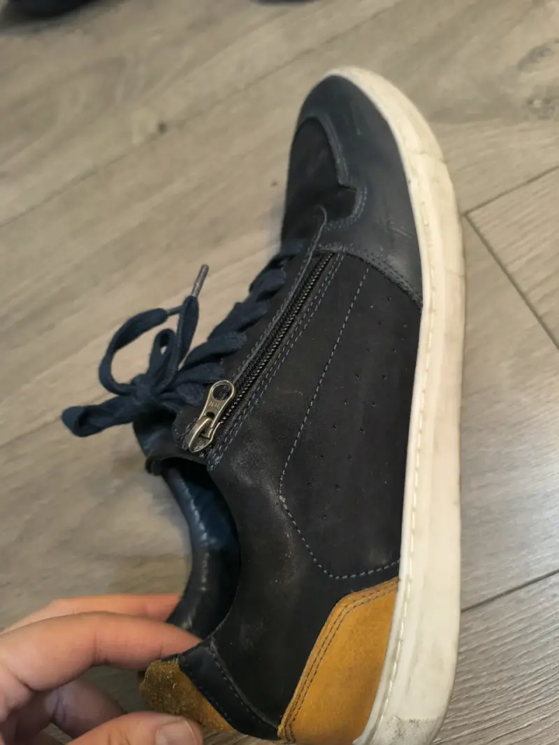 Zapatillas Guante de cuero azul con cierre lateral - 1